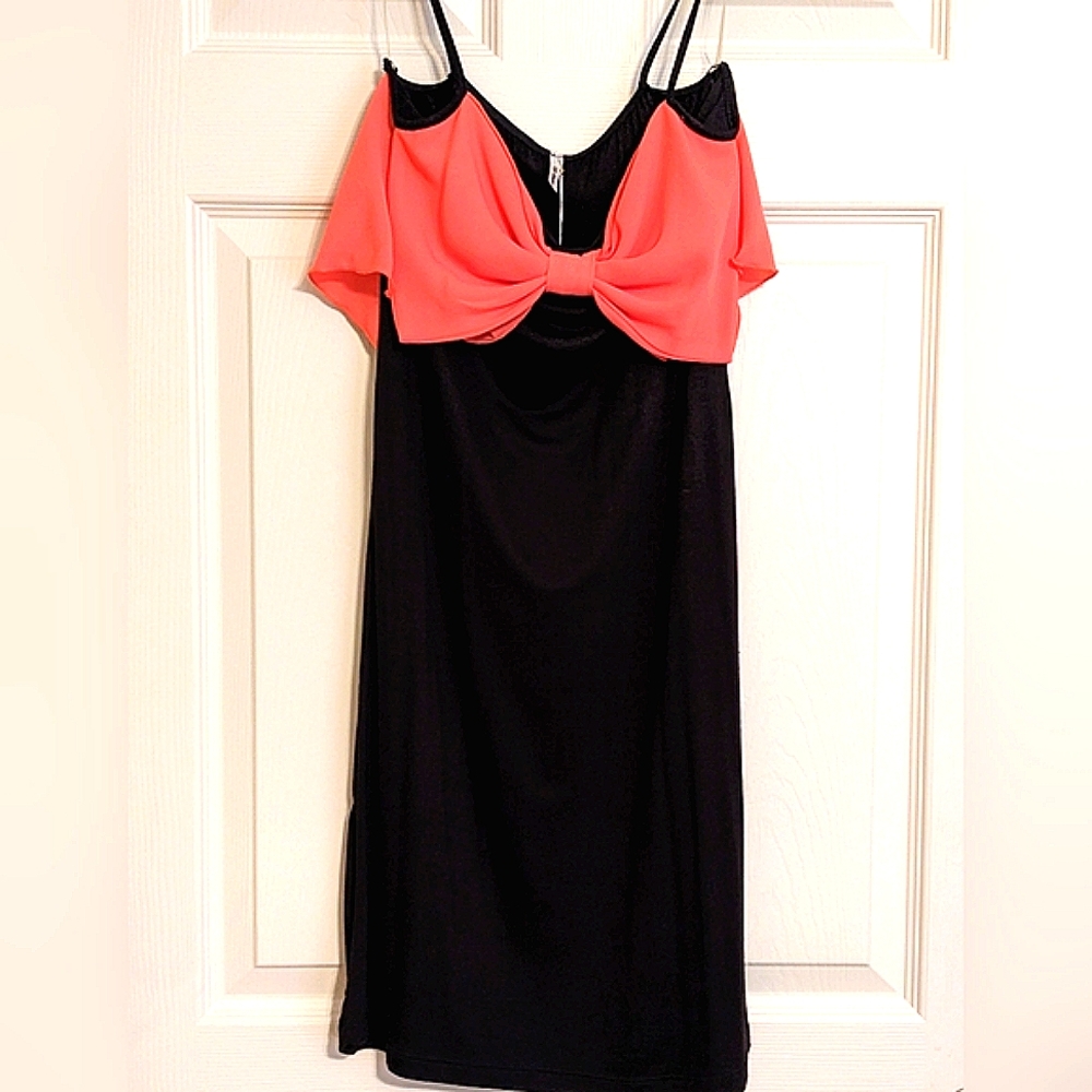 NEW Vijo Couture Black Spaghetti Strap Dress with Coral Bow